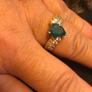 18ct gold ring and one ct diamond